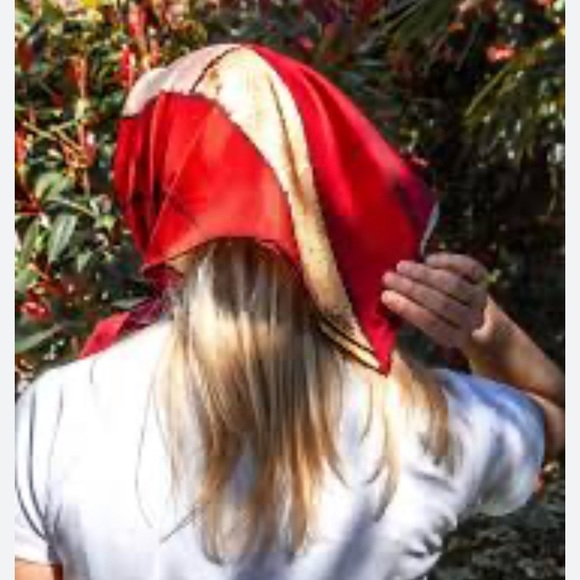 Summer somewhere Lisse , Netherlands Coletti 100% silk scarf - Picture 6 of 7